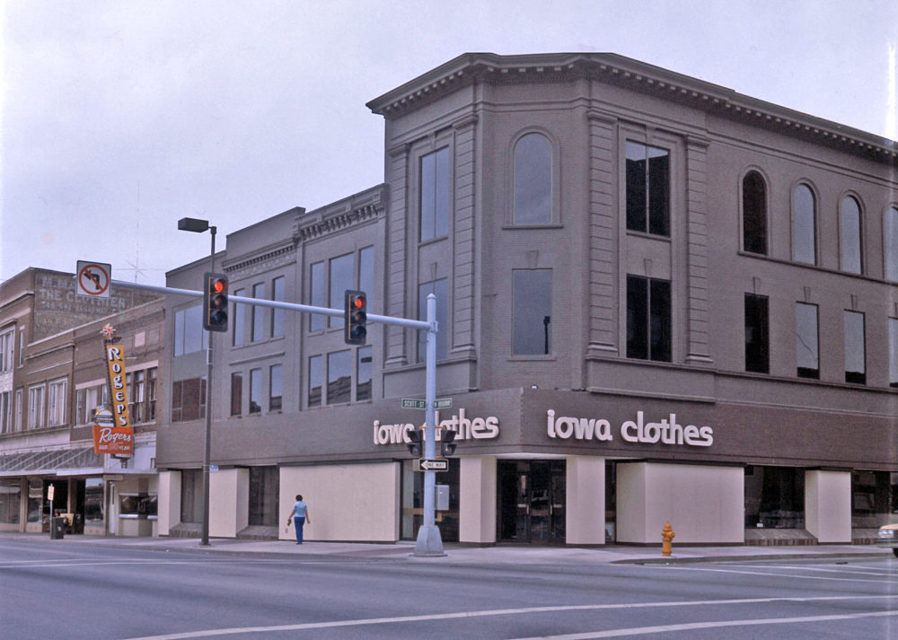Iowa Clothes block Broadway